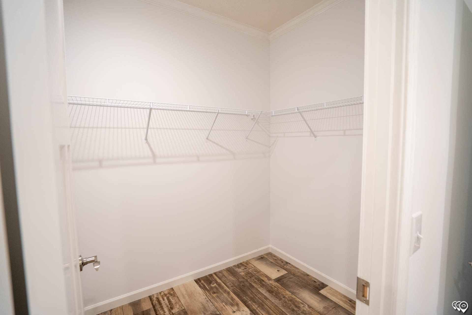 Dutch Elite 325803 Alder For Sale at Eagle Park Homes